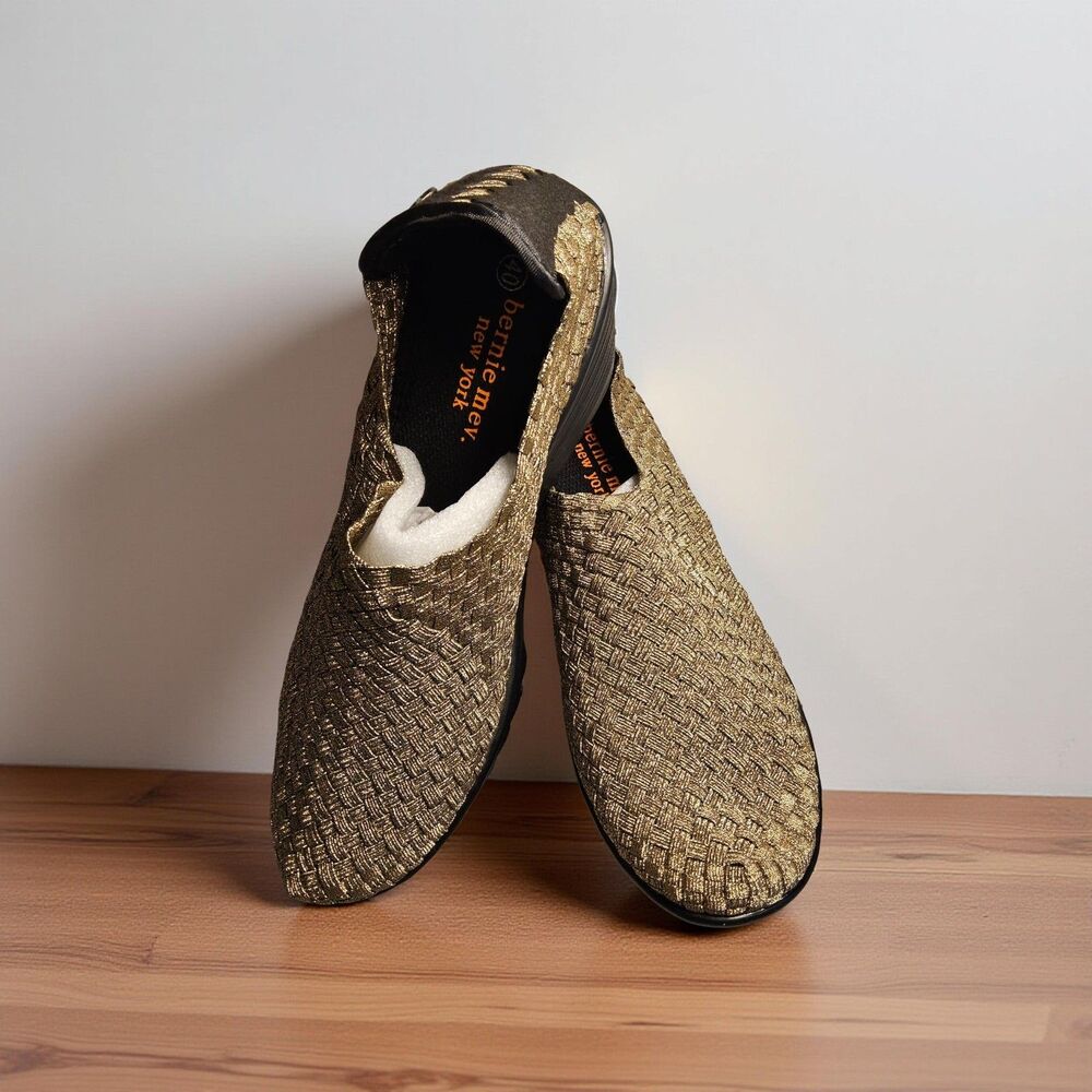Bernie Mev Gem Woven Slip On Wedge Shoes Sz 9 US 40 Metallic Gold Comfort New